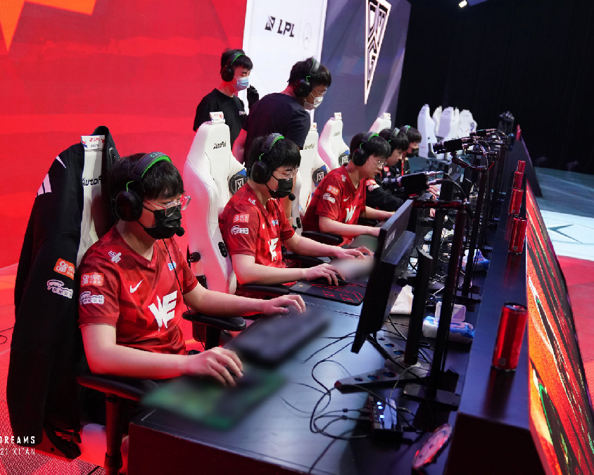 球队内部的 球队内部的